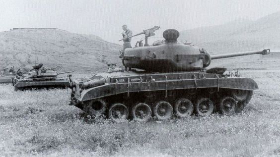 Pershing-T1 Tanki